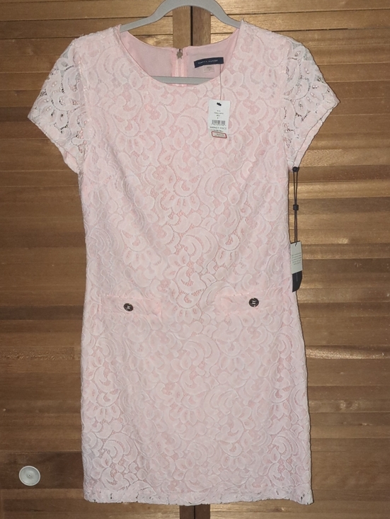 Tommy Hilfiger Dresses & Skirts - 💥SUMMER END SALE💥Tommy Hilfiger Pale Pink Lace Shift Dress